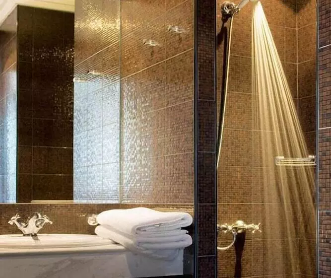 Vitosha Park Hotel   Free Indoor Pool & Parking