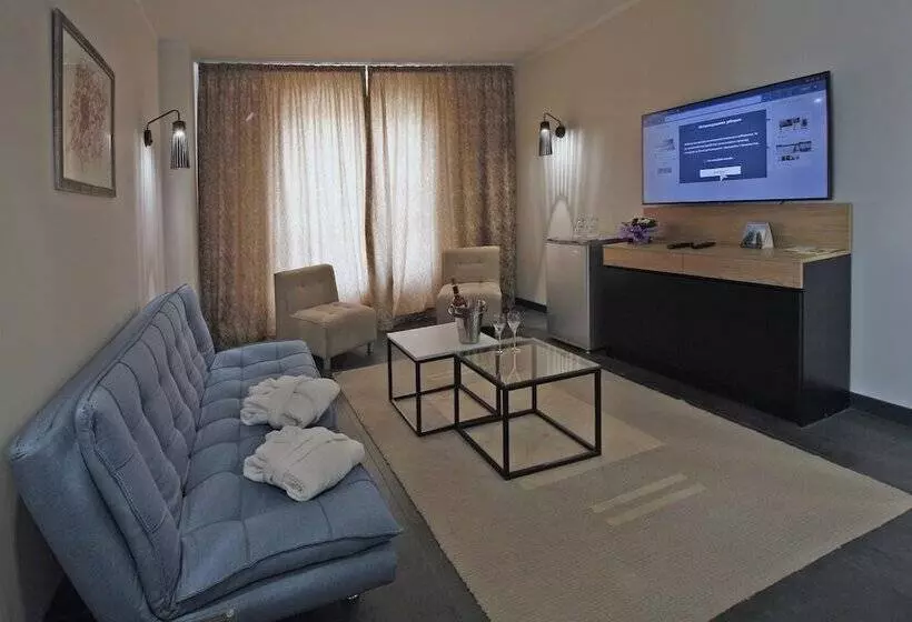 Vitosha Park Hotel   Free Indoor Pool & Parking