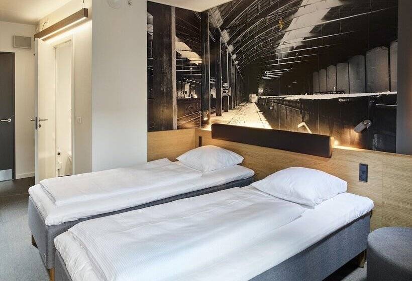 Отель Four Points Flex By Sheraton Aalborg