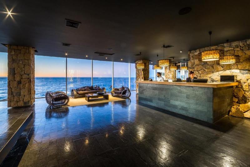 Radisson Blu Acqua Hotel & Spa Concon