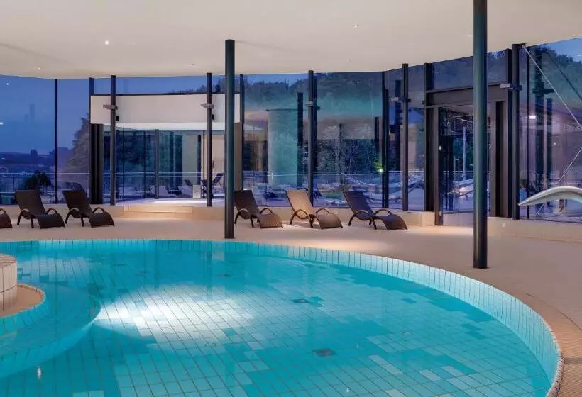 Thermenhotel Stoiser