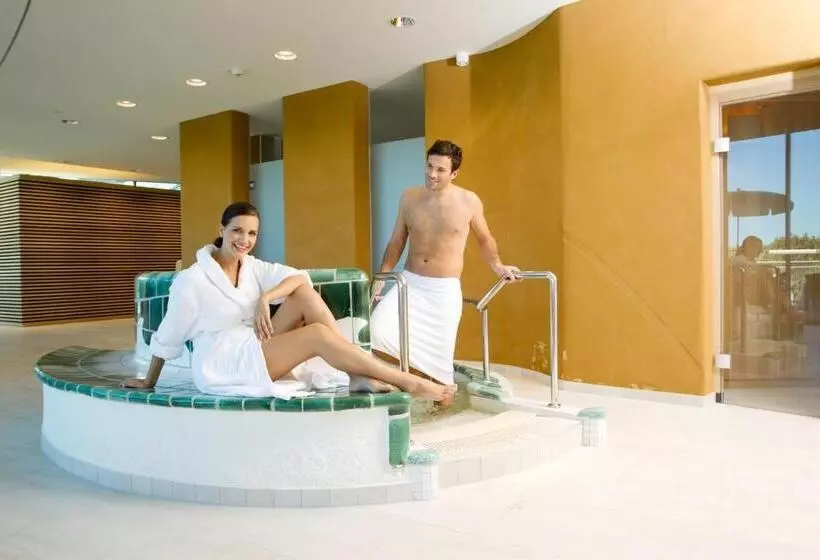 Thermenhotel Stoiser