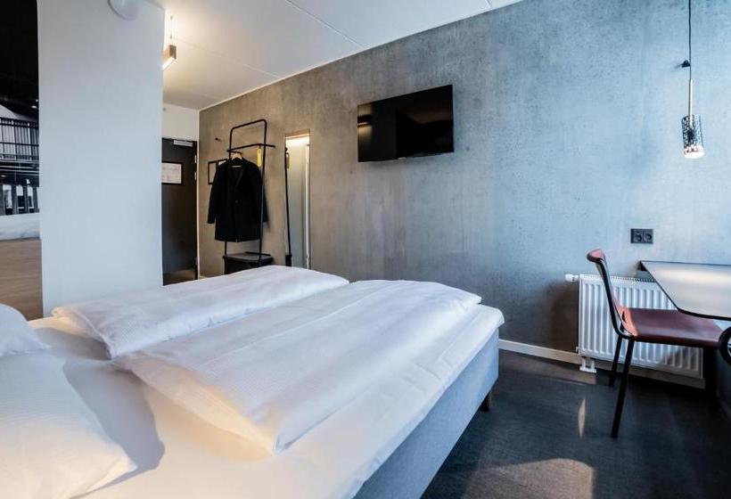 Отель Four Points Flex By Sheraton Aalborg