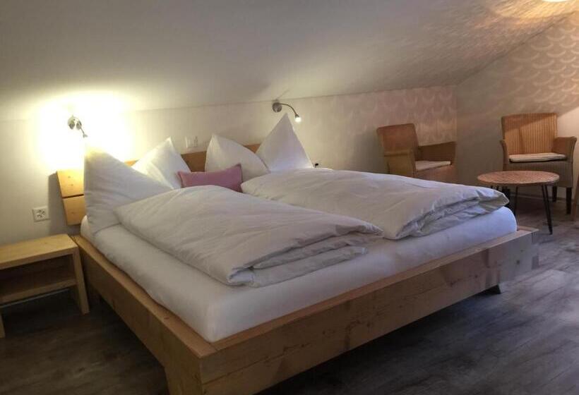 Hotel Bad Schwarzsee