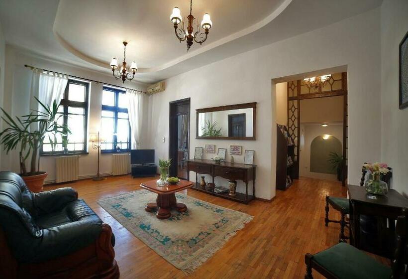 Отель Casa Tomis