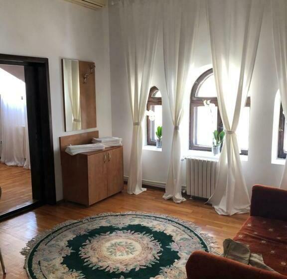 Отель Casa Tomis