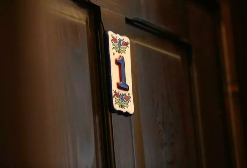 Hotel Casa Tomis