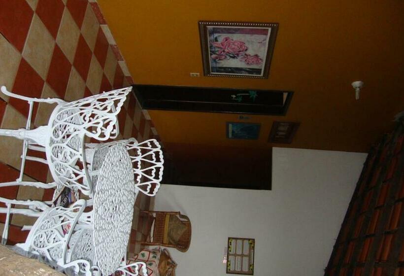 פנסיון Dante Suites