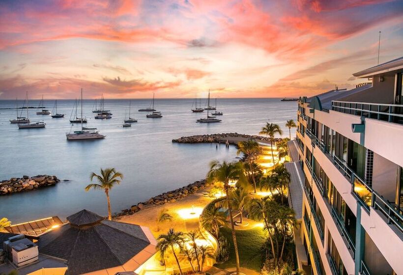 استراحتگاه Hilton Vacation Club Royal Palm St. Maarten