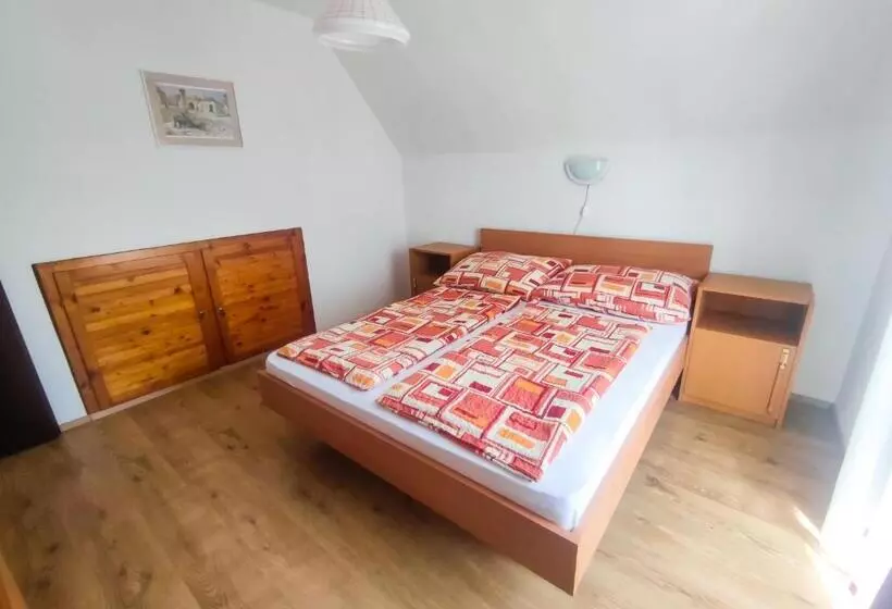 Viktória Panzió Zamárdi