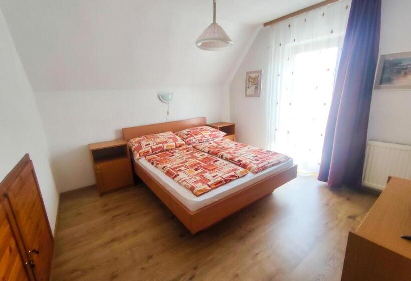 Viktória Panzió Zamárdi