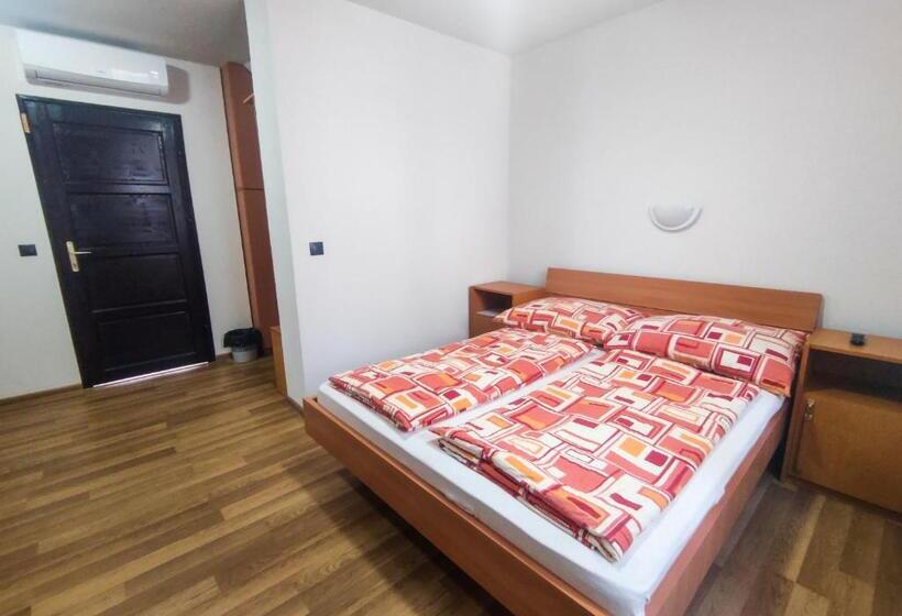 Viktória Panzió Zamárdi