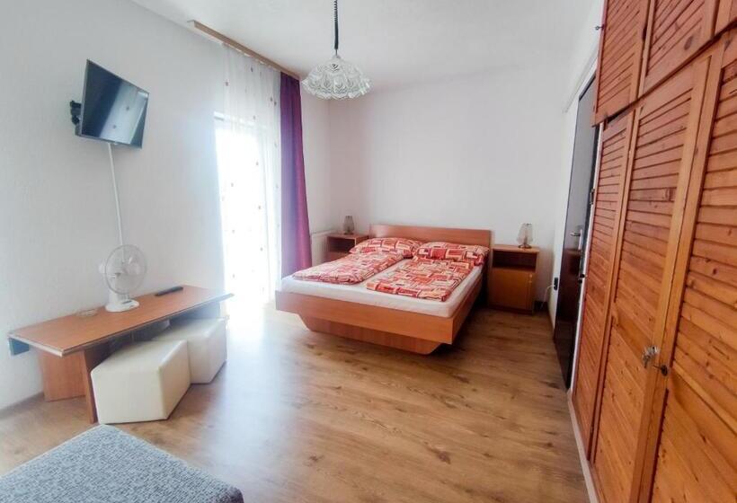 Viktória Panzió Zamárdi