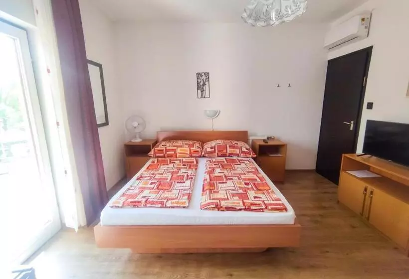 Viktória Panzió Zamárdi