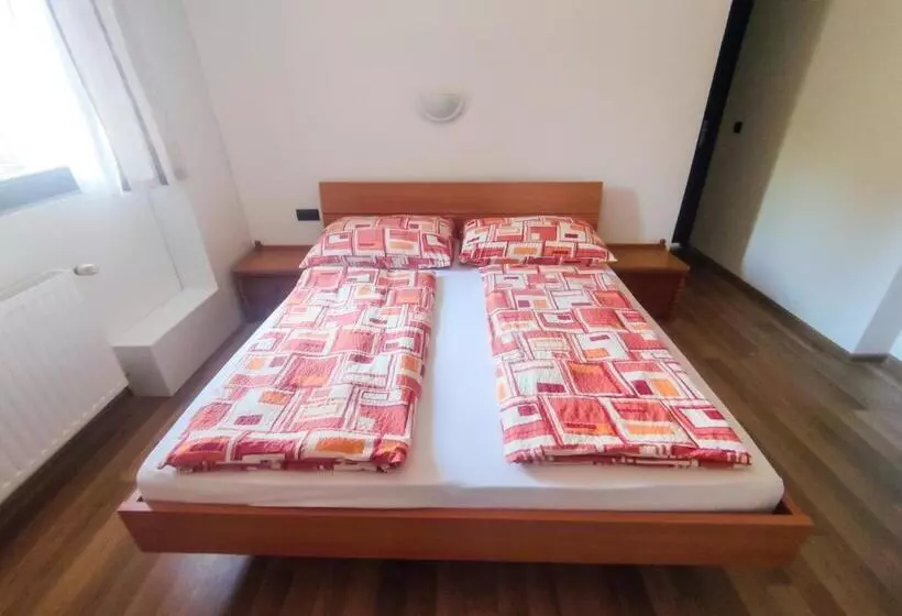 Viktória Panzió Zamárdi