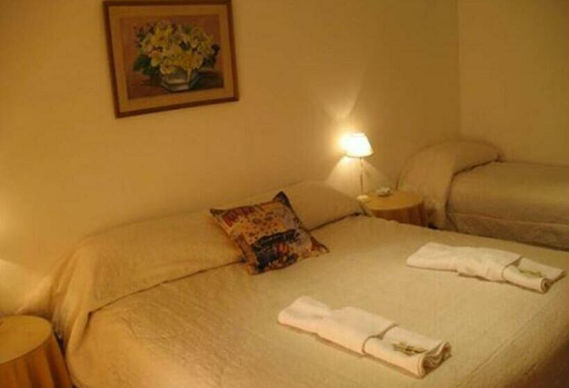 Hostel Hosteria Tres Picos