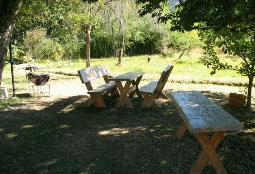 Hostel Hosteria Tres Picos