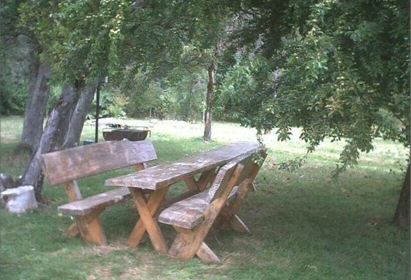 Hostel Hosteria Tres Picos