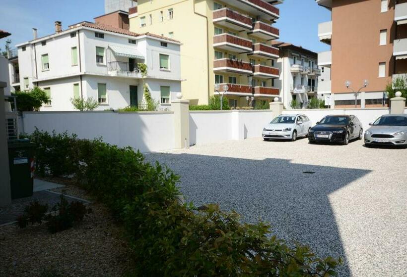 בית מלון כפרי Les 7 Suites Erica