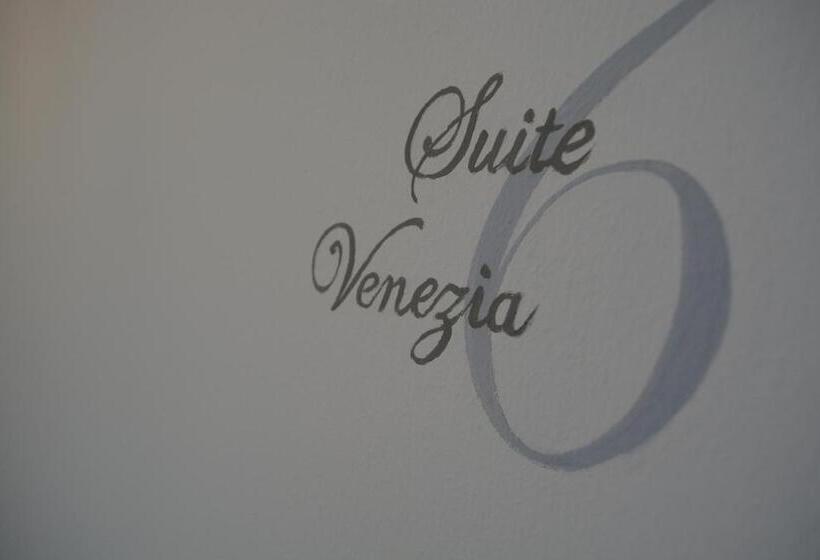 בית מלון כפרי Les 7 Suites Erica