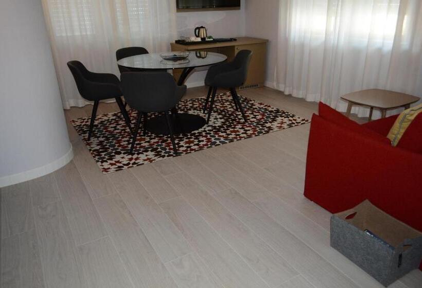 בית מלון כפרי Les 7 Suites Erica