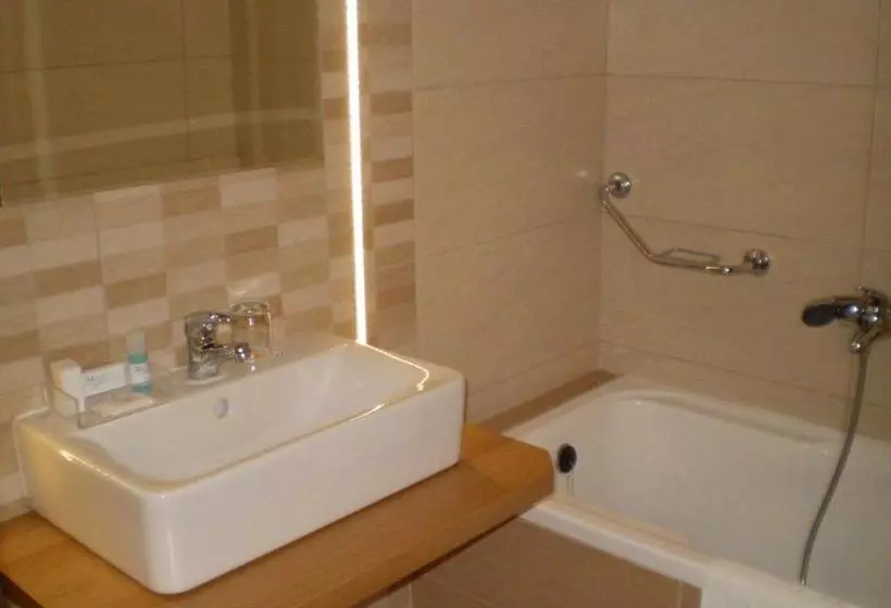 Asteras Hotel Larissa