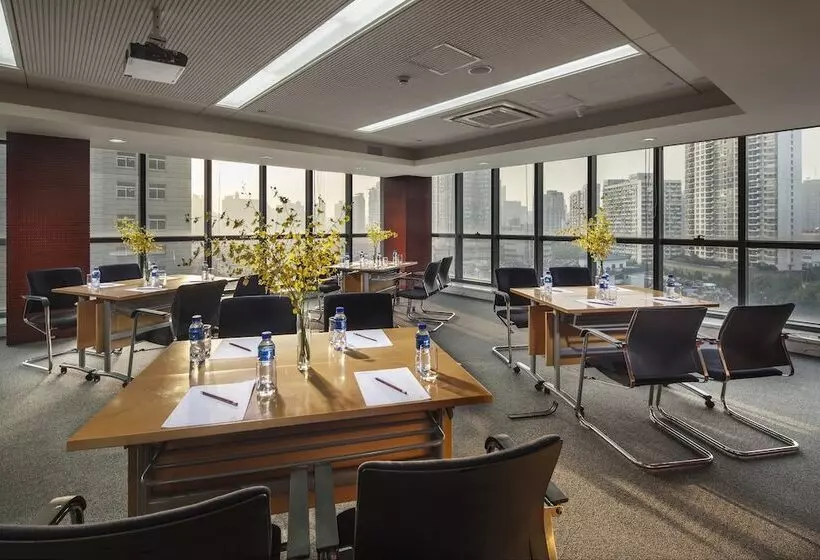 Green Court Residence City Center Shanghai