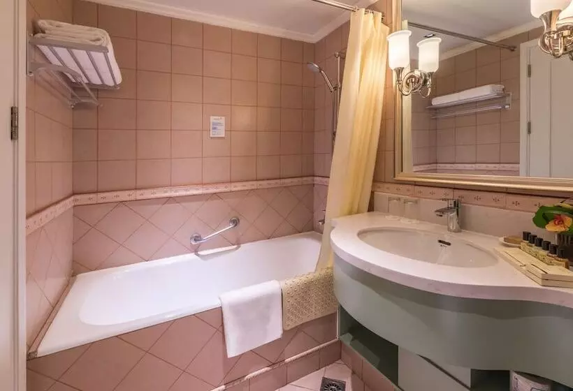 Green Court Residence City Center Shanghai