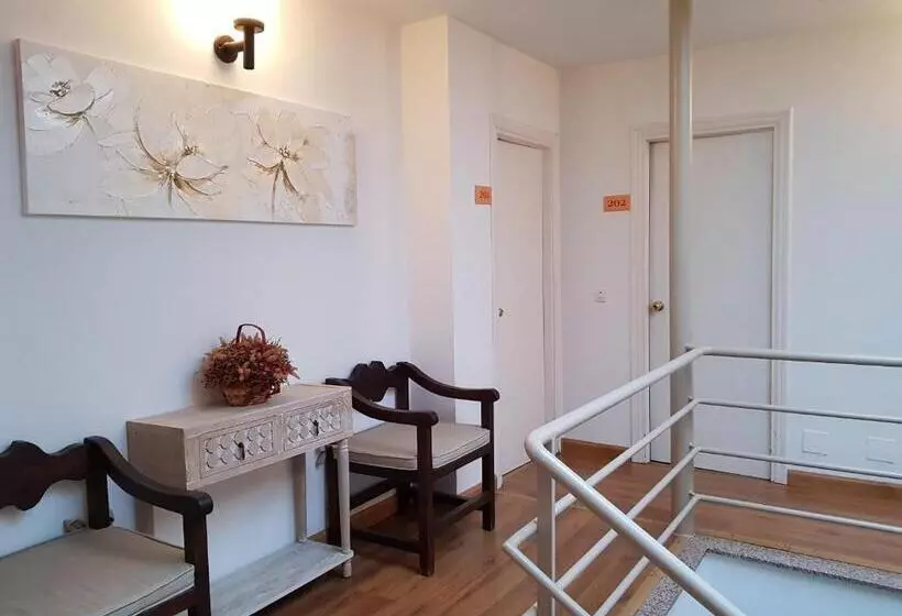 هتل Azabache Susierra