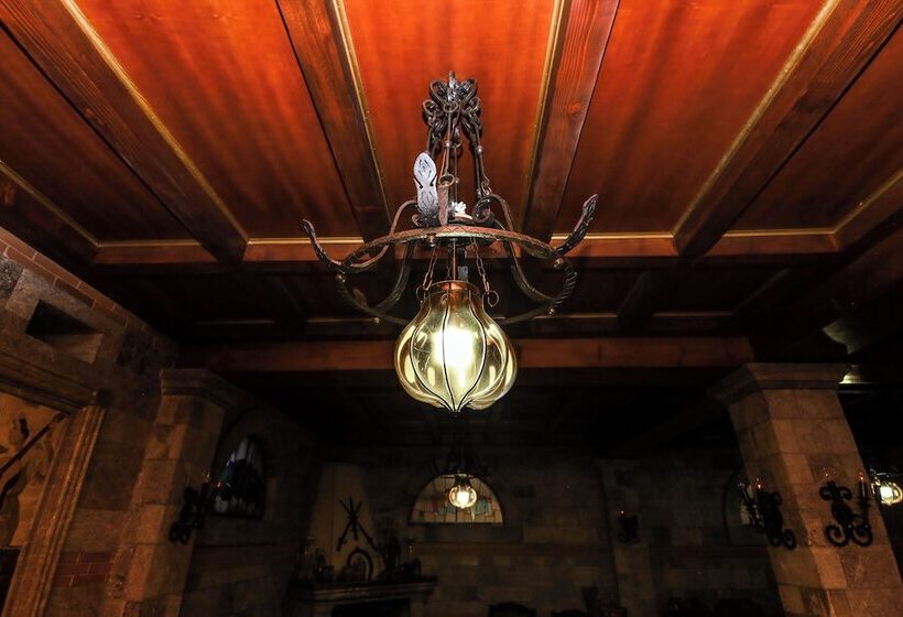 فندق Brilant Antik