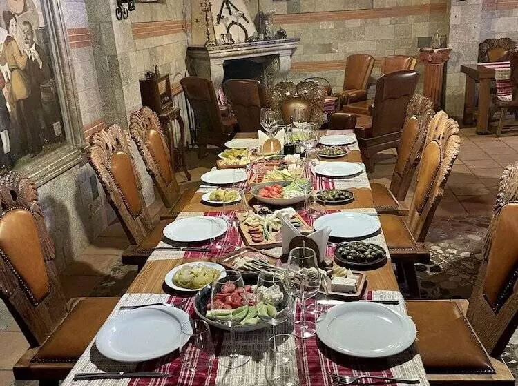 酒店 Brilant Antik