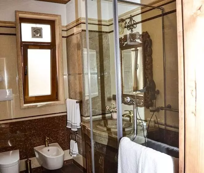 酒店 Brilant Antik