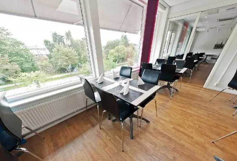 Sure Hotel By Best Western Stockholm Alvsjo