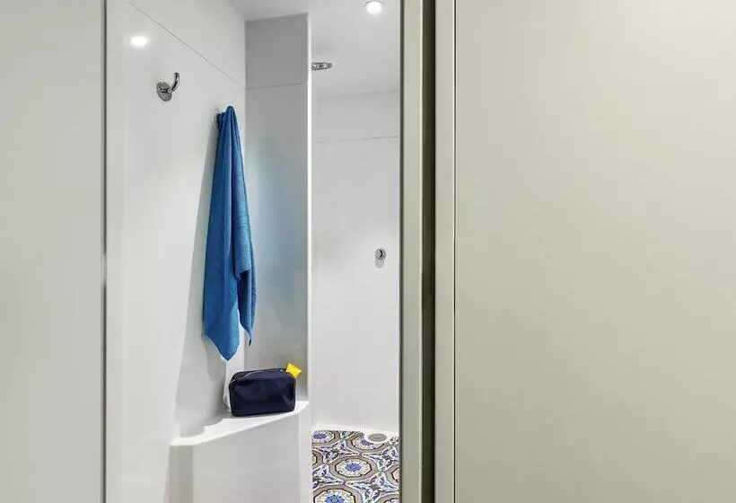 Отель F1 Bourges Le Subdray