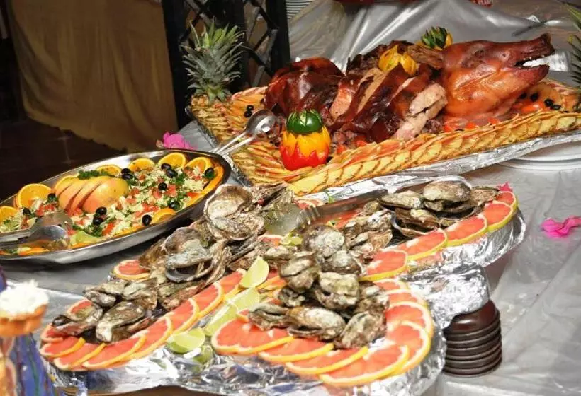 هتل Les Flamboyants