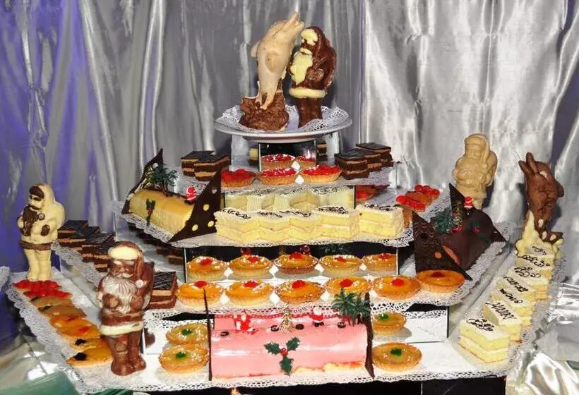 هتل Les Flamboyants