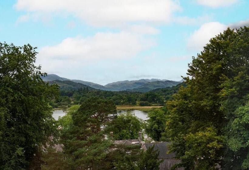 Отель Lakehouse At The Waterhead Inn