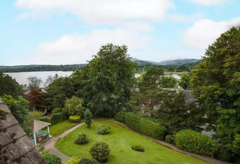 בית מלון כפרי Lakehouse At The Waterhead Inn