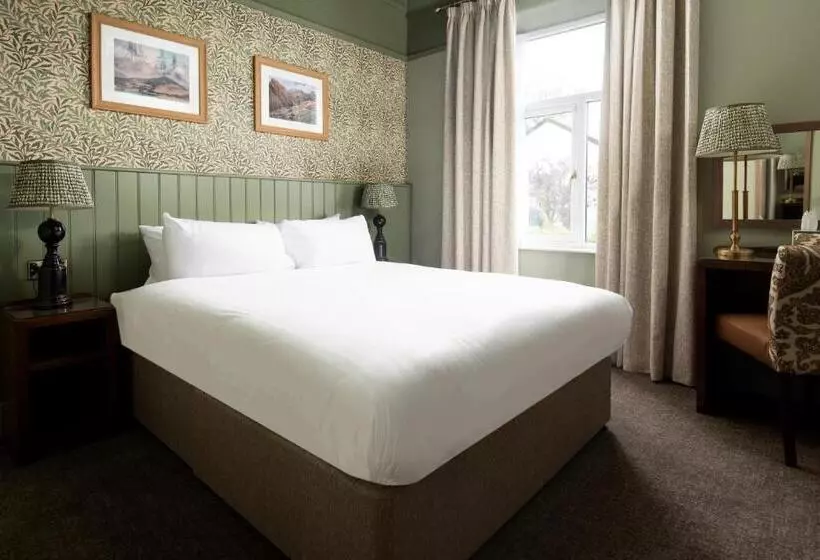 בית מלון כפרי Lakehouse At The Waterhead Inn