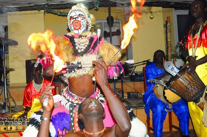 هتل Les Flamboyants