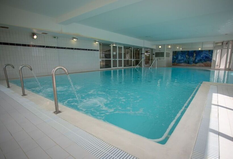 בית מלון כפרי Mercure Thalasso & Spa Port Frejus