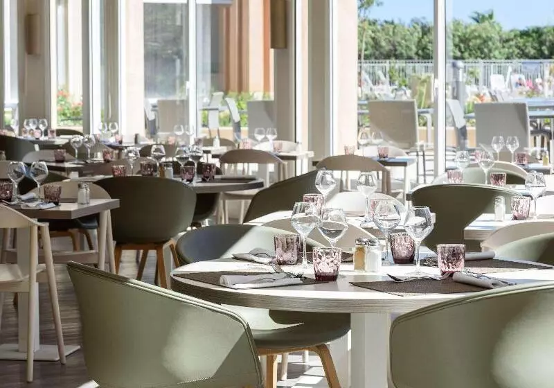 Hotel Mercure Thalasso & Spa Port Frejus