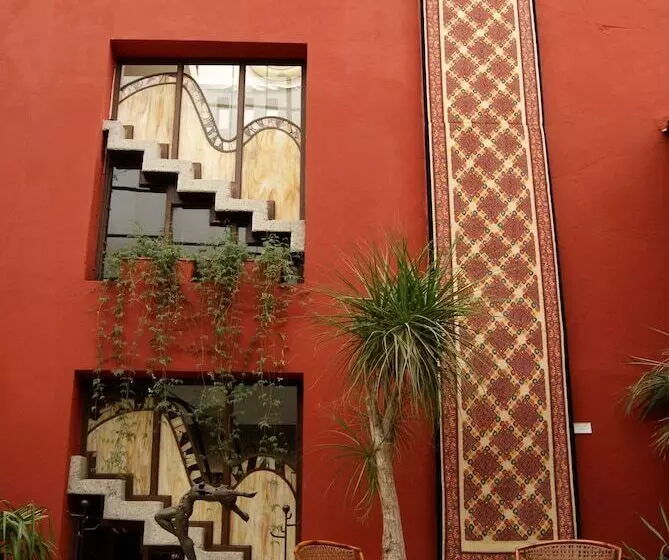 هتل Posada Real De Chiapas