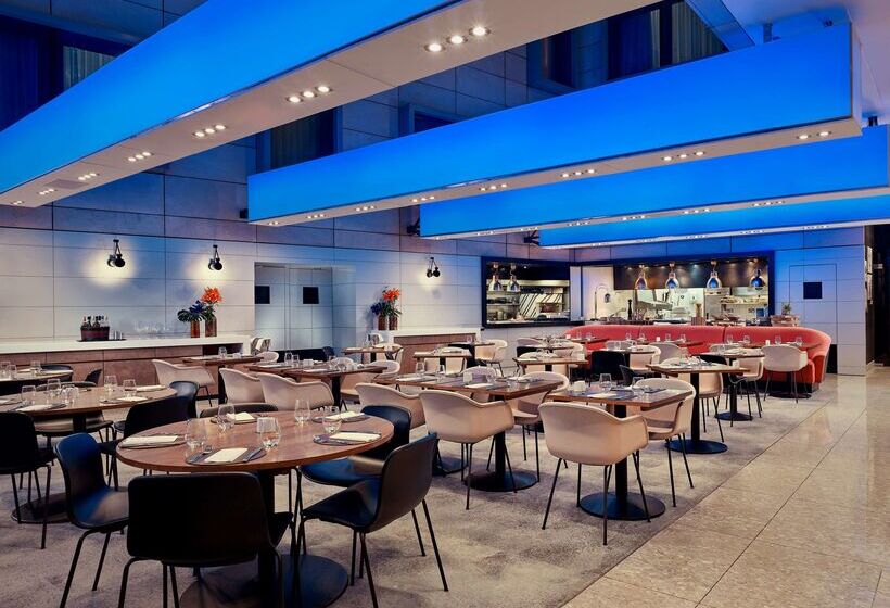 호텔 Park Plaza County Hall London