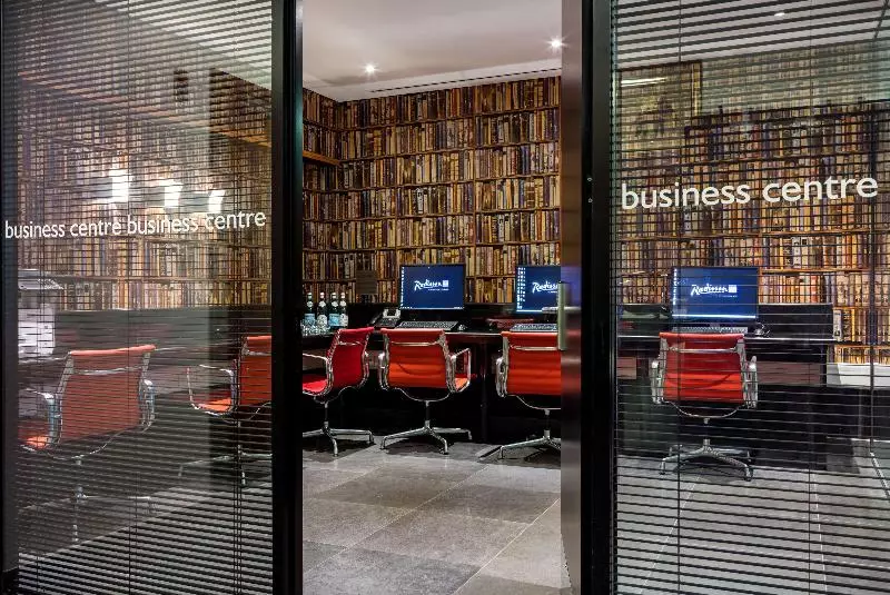 Radisson Blu Hotel, London Canary Wharf East