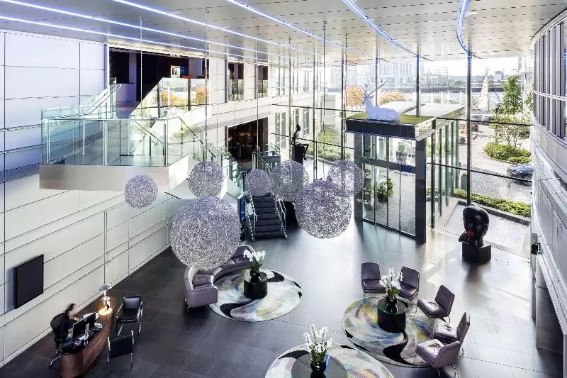 Radisson Blu Hotel, London Canary Wharf East