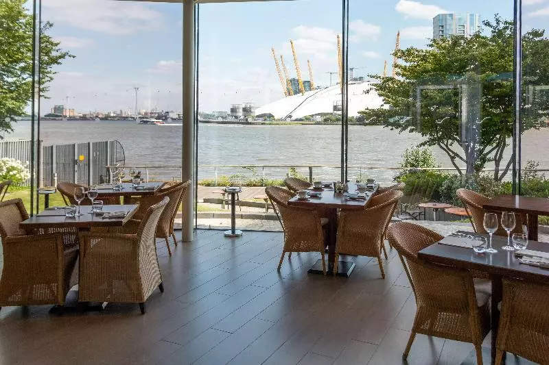 Radisson Blu Hotel, London Canary Wharf East