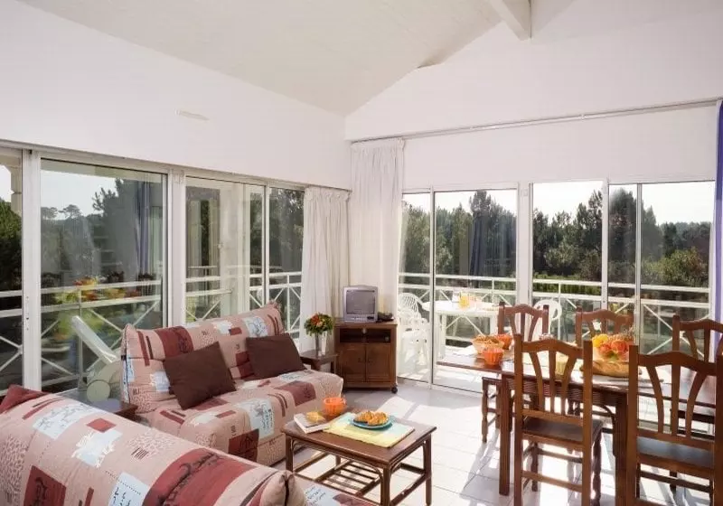 Hotelli Residencia Eurogroup Du Golf