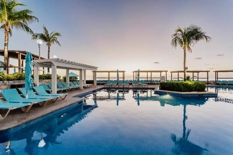 בית מלון כפרי Royal Solaris Cancun All Inclusive