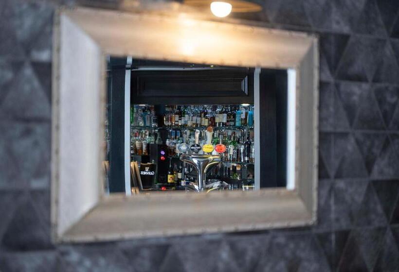 호텔 Skeabost House